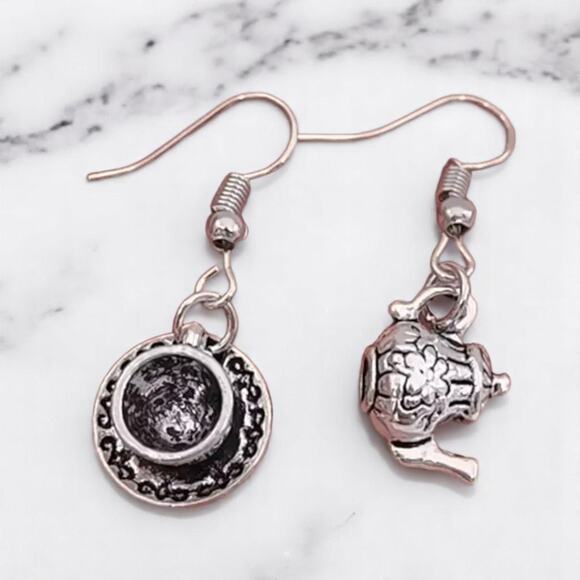 Vintage Teapot & Teacup Dangle Earrings Silver Antique Style NWT - Picture 1 of 9